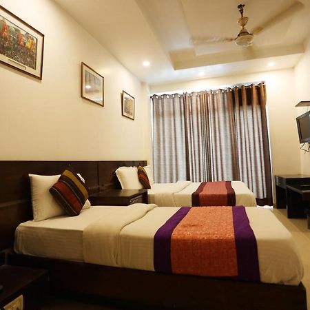 Hotel Maya 'New Delhi' Exteriér fotografie