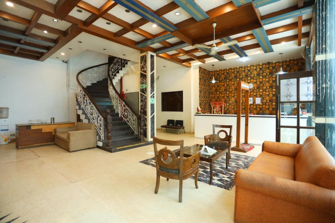 Hotel Maya 'New Delhi' Exteriér fotografie