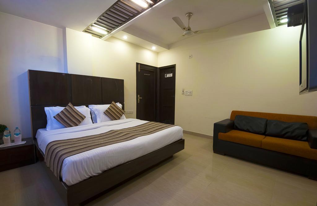 Hotel Maya 'New Delhi' Exteriér fotografie