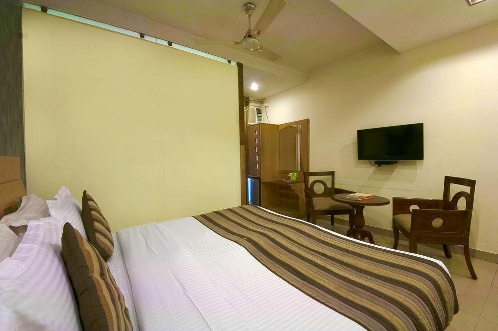 Hotel Maya 'New Delhi' Exteriér fotografie