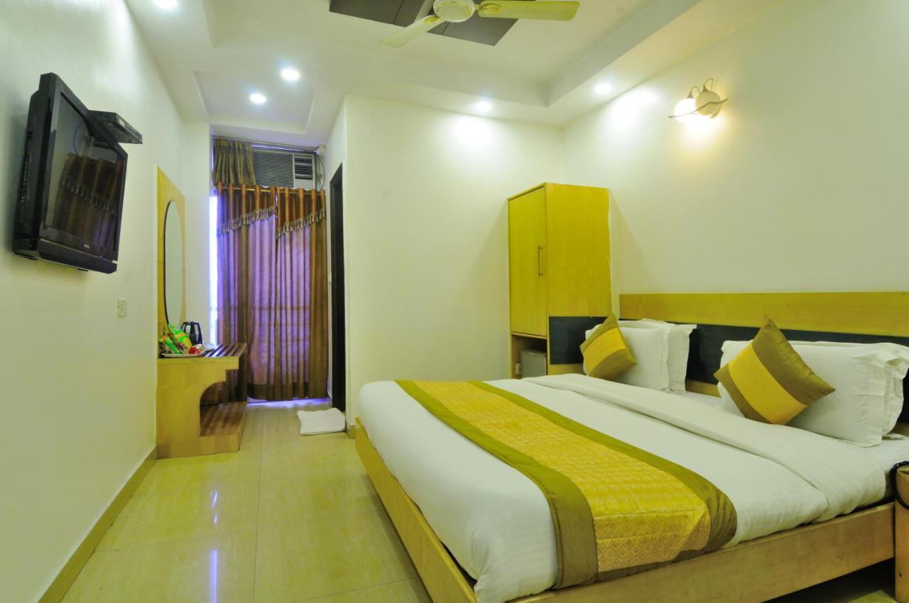 Hotel Maya 'New Delhi' Exteriér fotografie