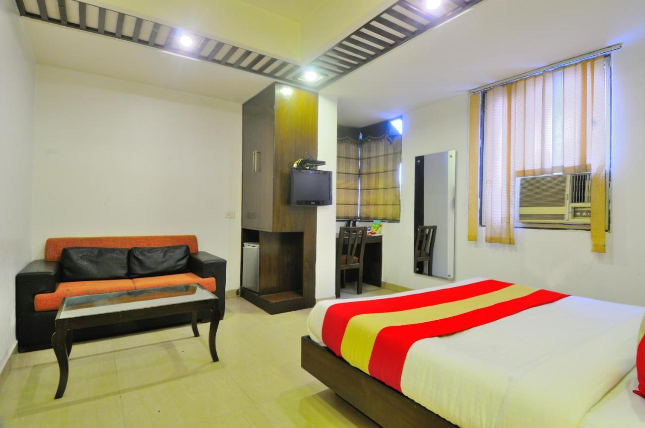 Hotel Maya 'New Delhi' Exteriér fotografie
